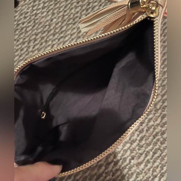 Wristlet - Picture 2 of 4